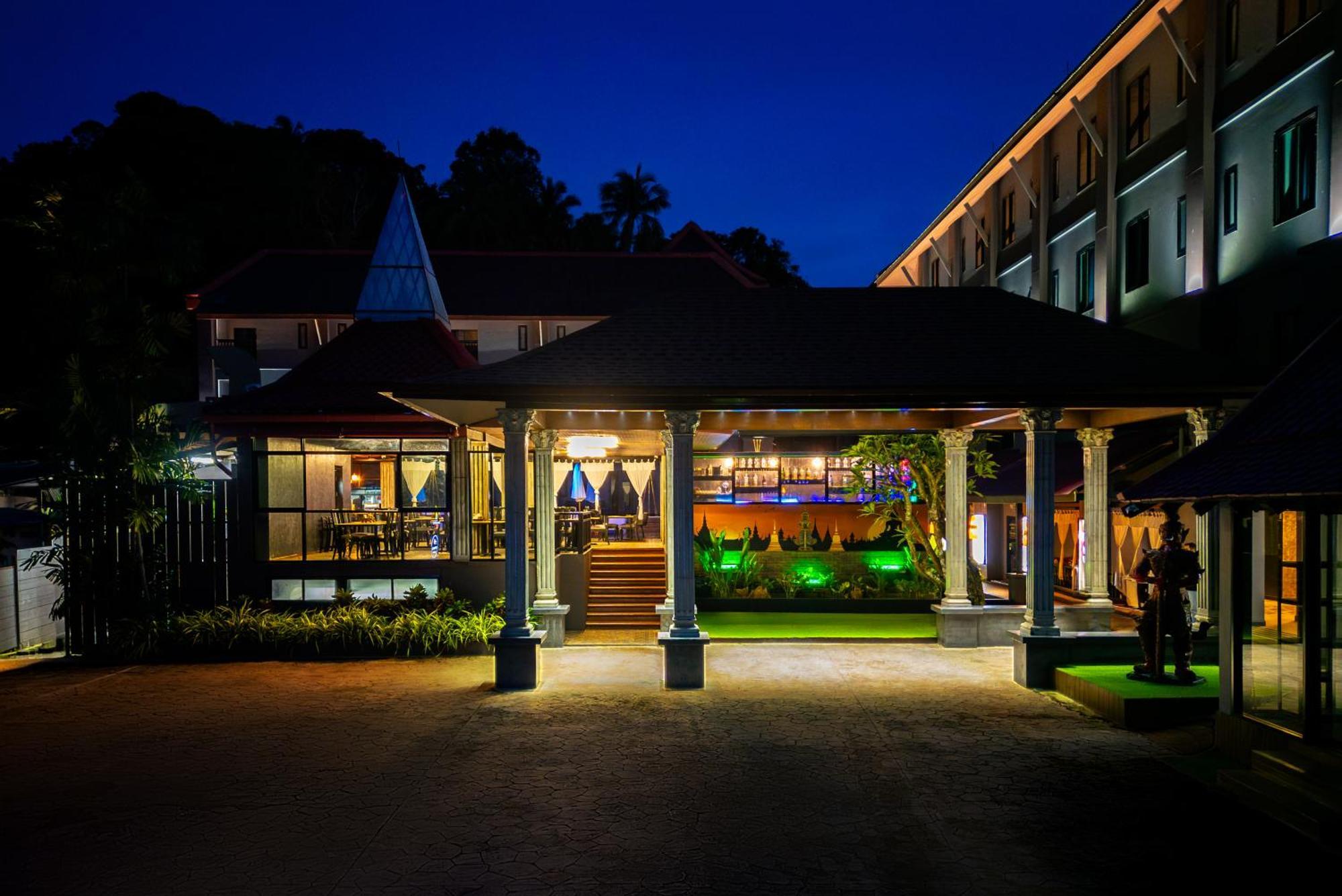 Tuana Hotels The Phulin Resort Karon Kültér fotó