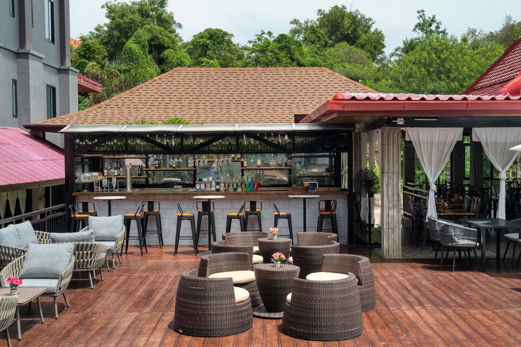 Tuana Hotels The Phulin Resort Karon Kültér fotó